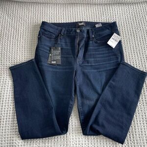 PAIGE Hoxton Jeans